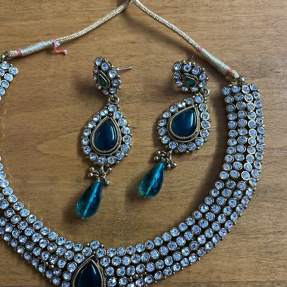 Indian Necklace Jewelry Jewellery Set/ blue bridal wedding necklace set - Picture 2 of 10